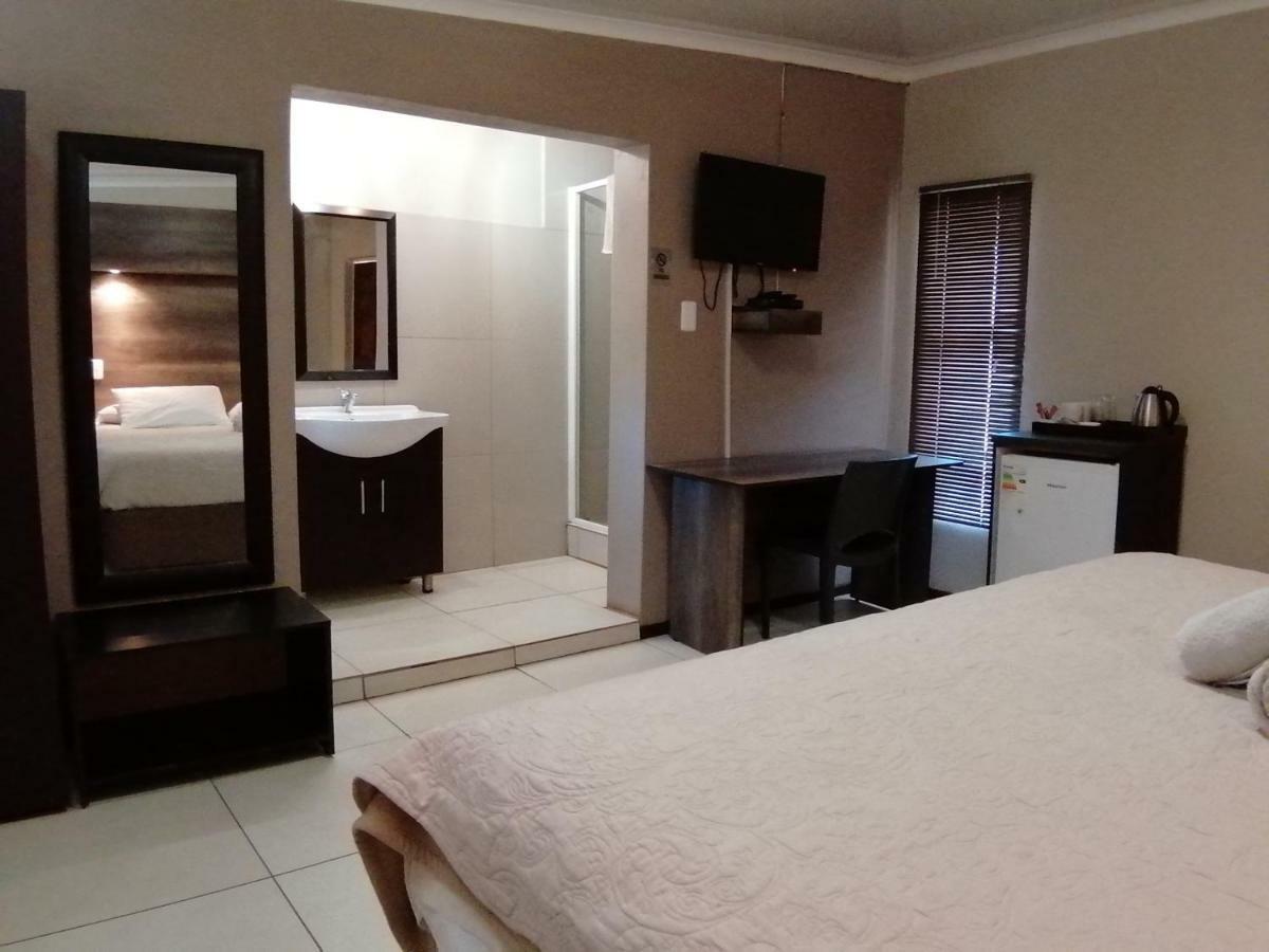 Goedehoop Guesthouse Zeerust 외부 사진
